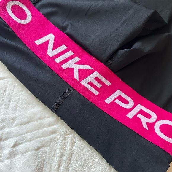 Nike Pro Leggings - Picture 8 of 8